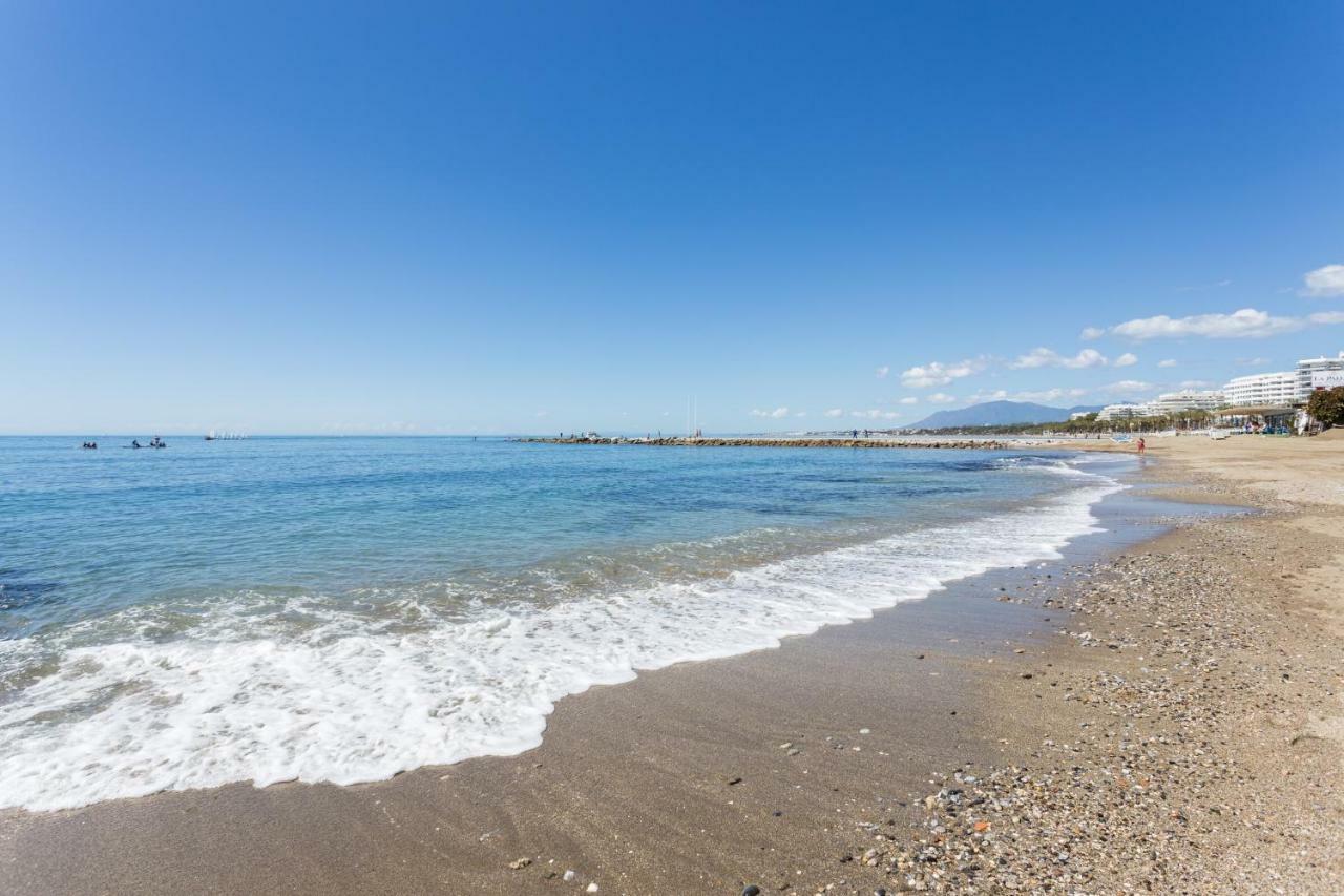 Beachfront Apartment Marbella Exterior foto